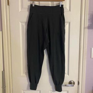 Lululemon Align Joggers size 8 excellent condition